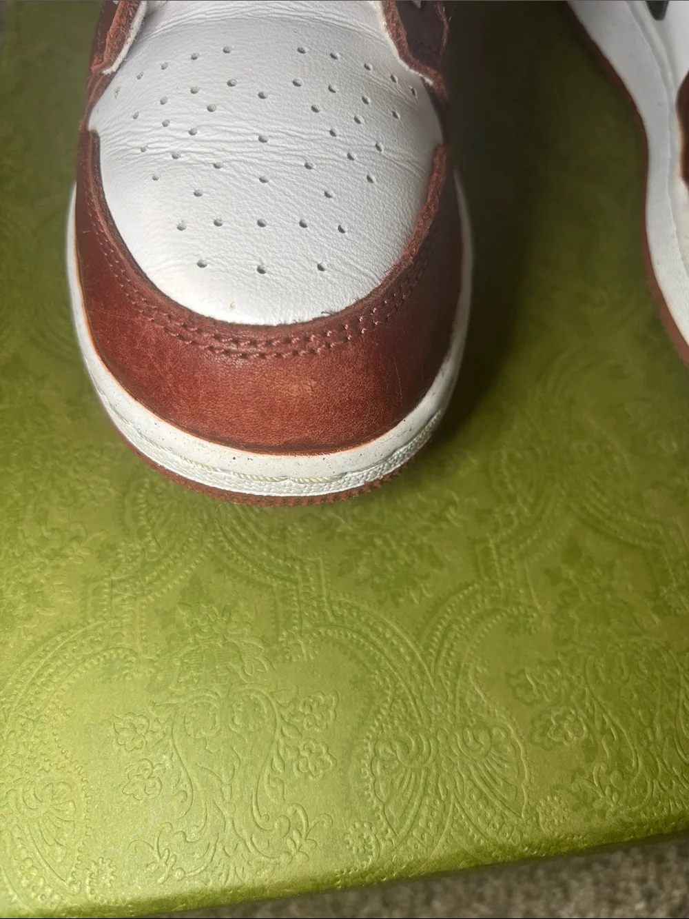 Nike Air Jordan Low-Top Sneakers in White and Brown Red-Brown